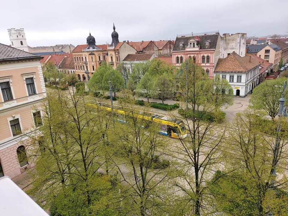 Alföldi Palace Apartman Debrecen Dış mekan fotoğraf
