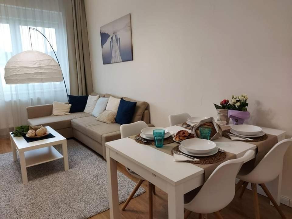 Alföldi Palace Apartman Debrecen Dış mekan fotoğraf